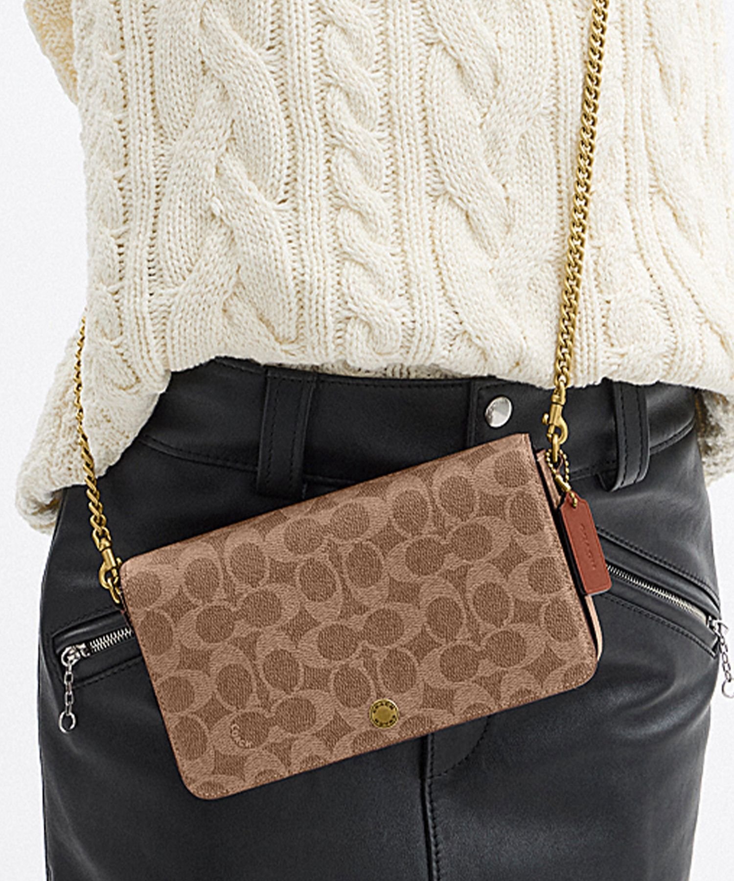 COACH｜【公式】ミラ クロスボディ バッグ・シグネチャー キャンバス