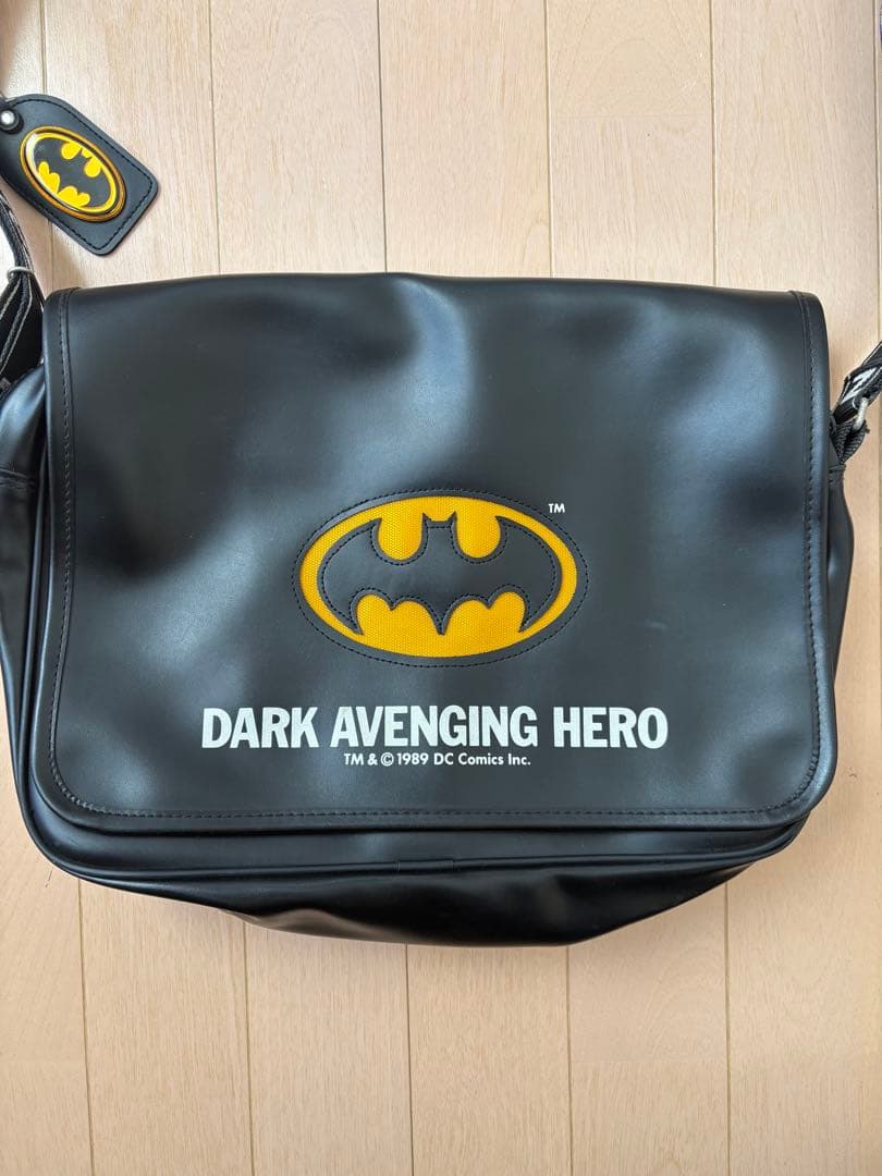 バットマン　ショルダーバッグ　90s ビンテージ 楽天市場】バットマン スクエア ミニ ショルダーバッグ ( TEAM BATMAN